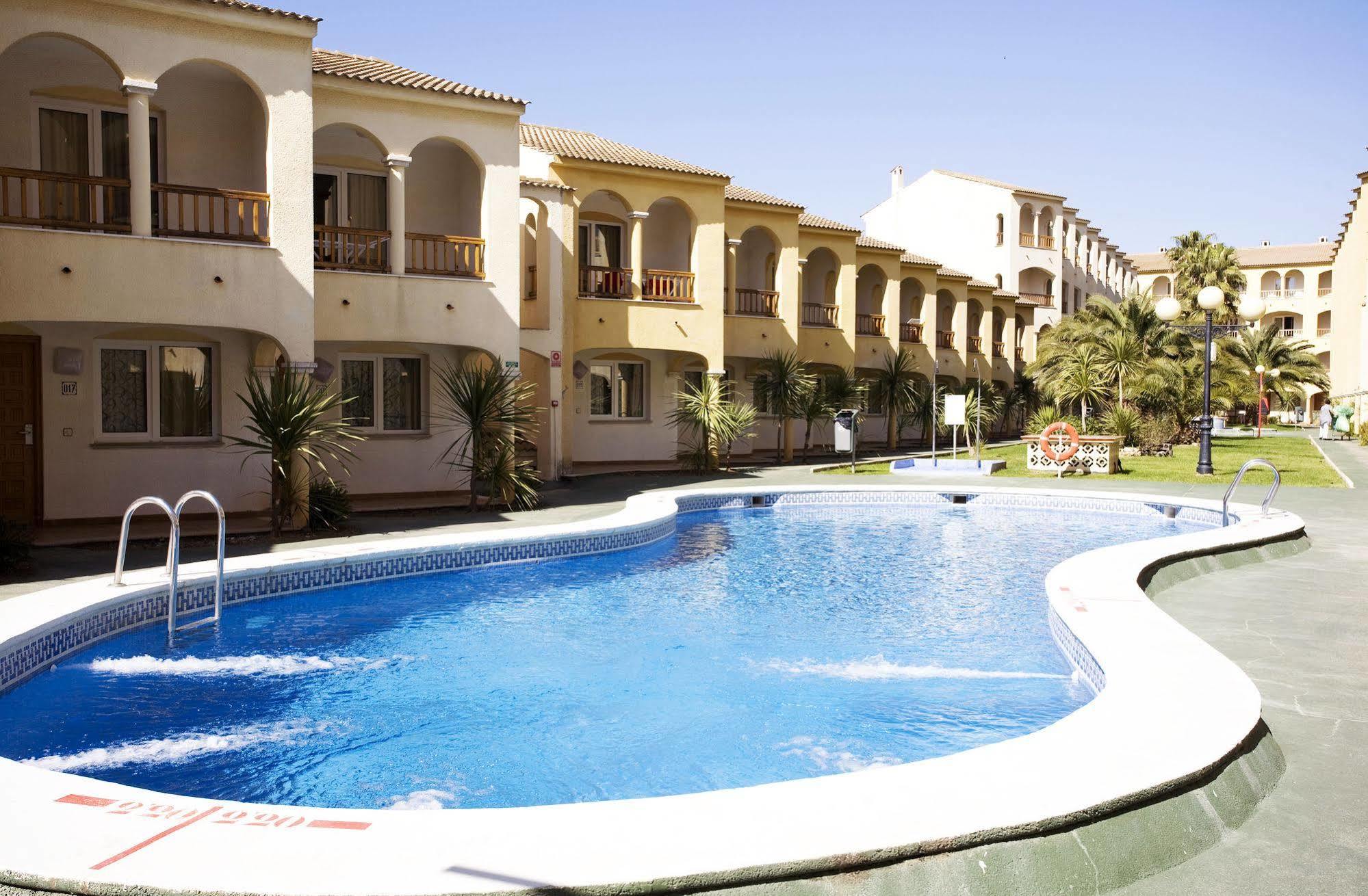 Apartamentos Turisticos Jardines Del Plaza Peñíscola エクステリア 写真